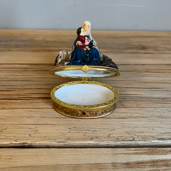 Vintage Trinity Broadcasting Network Porcelain Trinket Box Virgin Mary & jesus - Picture 5 of 8